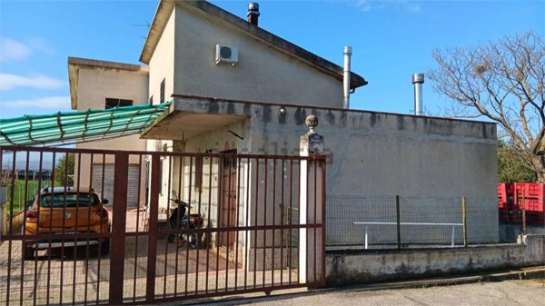 casale in vendita a Cassano all'Ionio