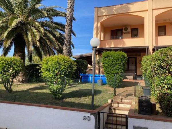 casa indipendente in vendita a Cassano all'Ionio