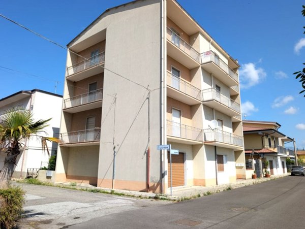 appartamento in vendita a Cassano all'Ionio