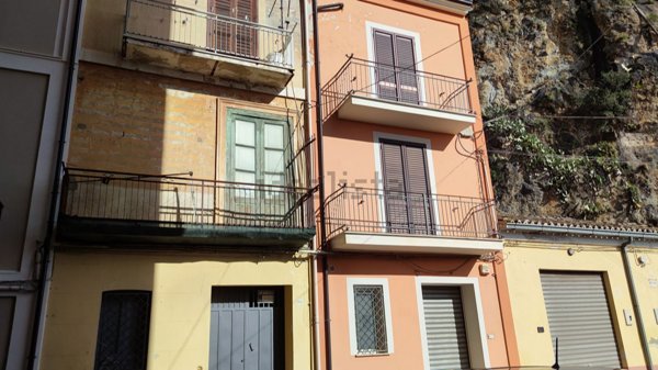 locale commerciale in vendita a Cassano all'Ionio