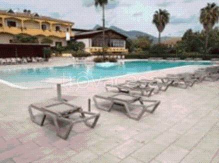 casa indipendente in vendita a Cassano all'Ionio