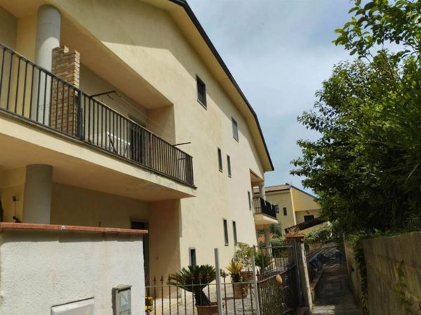 casa indipendente in vendita a Castiglione Cosentino