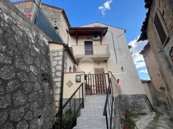 casa indipendente in vendita a Castiglione Cosentino