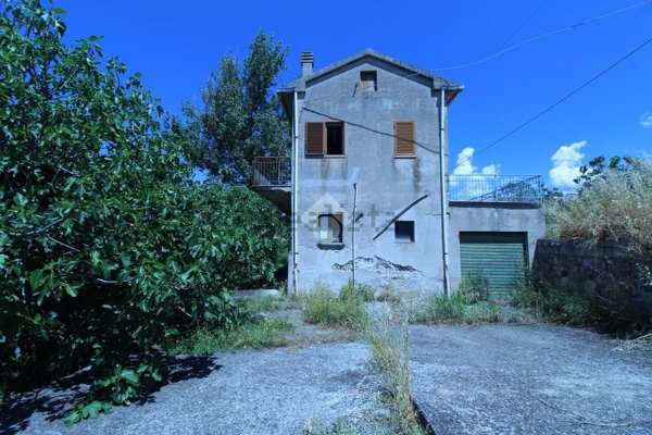 casa indipendente in vendita a Castiglione Cosentino
