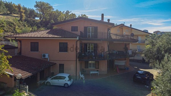 casa indipendente in vendita a Castiglione Cosentino