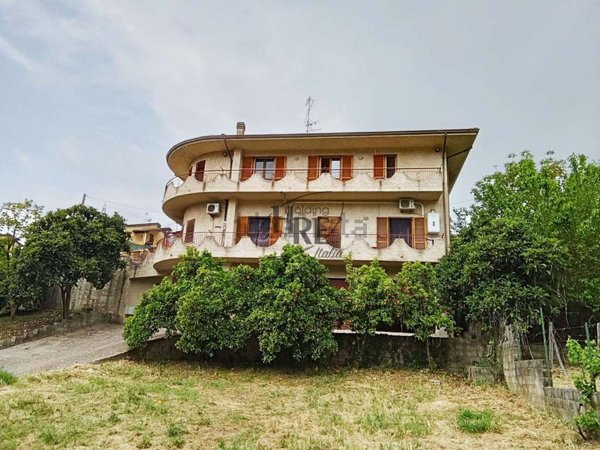 casa indipendente in vendita a Castiglione Cosentino