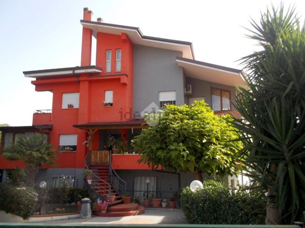 casa indipendente in vendita a Castrolibero