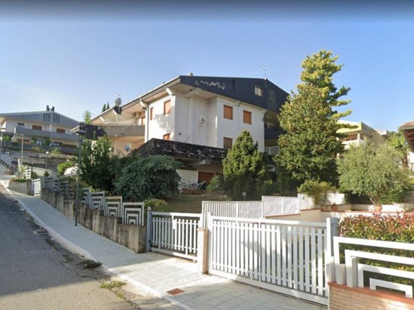 casa indipendente in vendita a Castrolibero in zona Andreotta