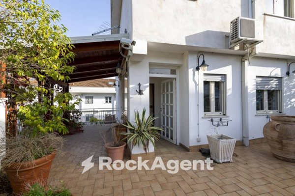 casa indipendente in vendita a Castrolibero in zona Andreotta