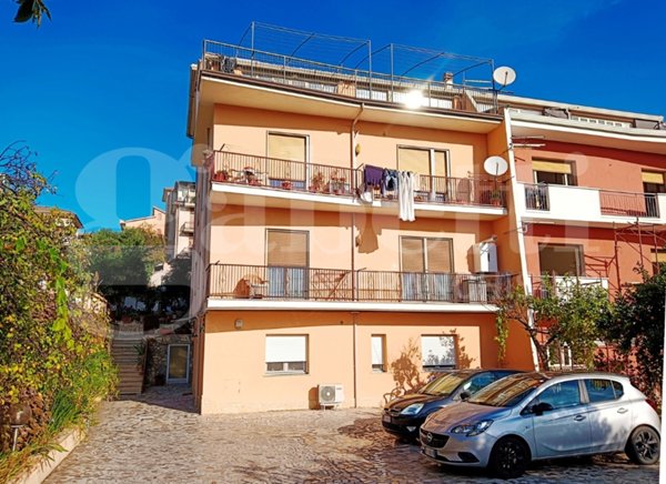 appartamento in vendita a Castrolibero in zona Andreotta