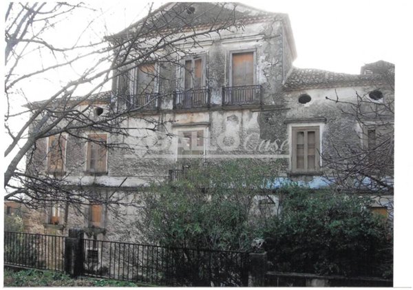 casa indipendente in vendita a Castrolibero