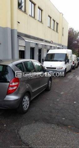 negozio in vendita a Castrolibero