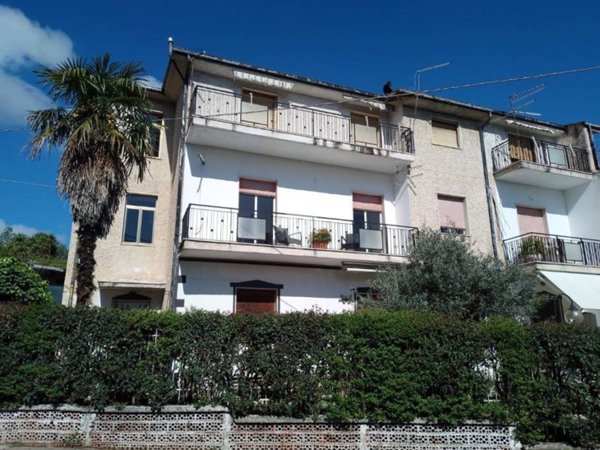 appartamento in vendita a Castrolibero in zona Andreotta