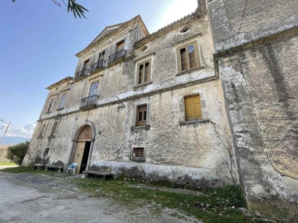 terreno edificabile in vendita a Castrolibero
