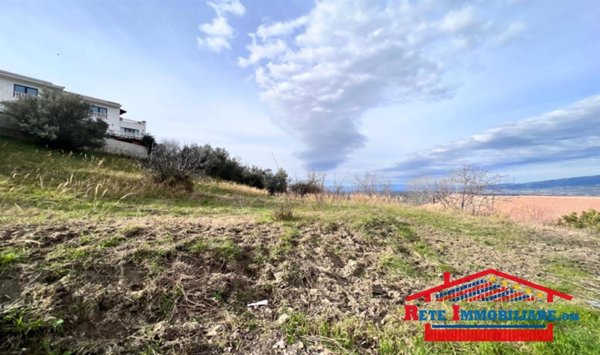 terreno edificabile in vendita a Castrolibero