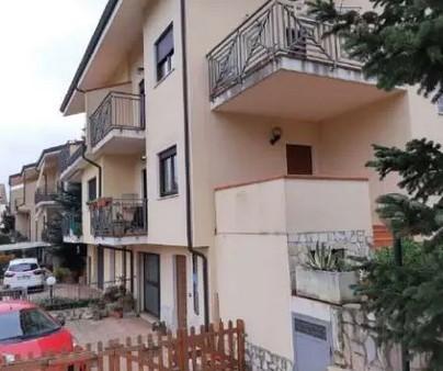 casa indipendente in vendita a Castrolibero