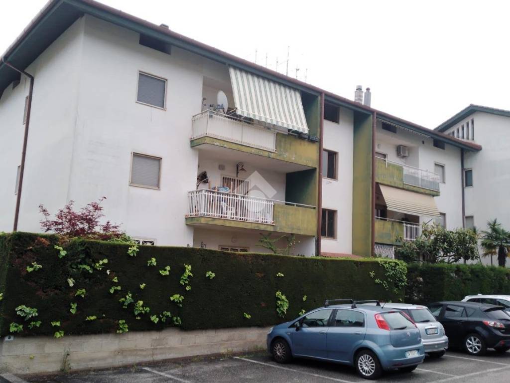 appartamento in vendita a Castrolibero in zona Andreotta