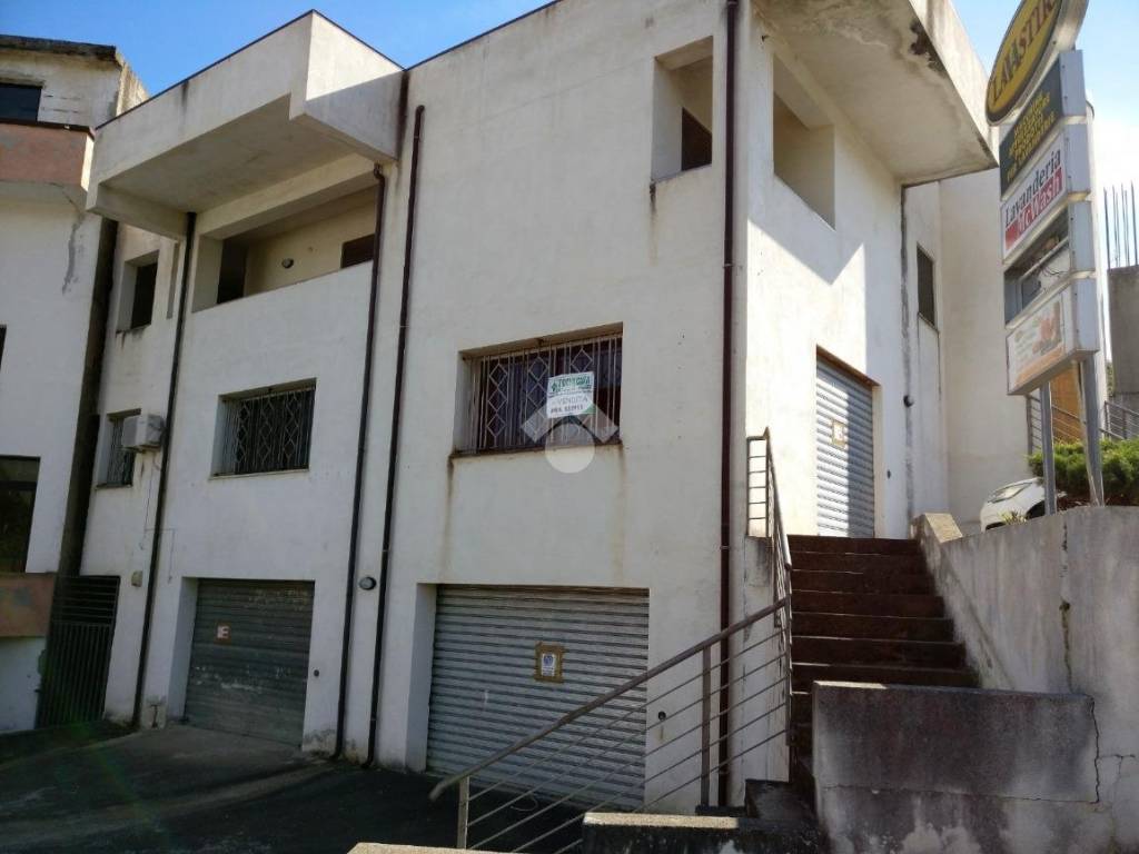 intera palazzina in vendita a Castrolibero