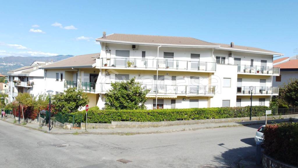 appartamento in vendita a Castrolibero in zona Andreotta