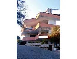 negozio in vendita a Castrolibero