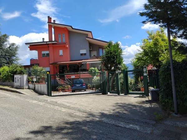 casa indipendente in vendita a Castrolibero in zona Andreotta