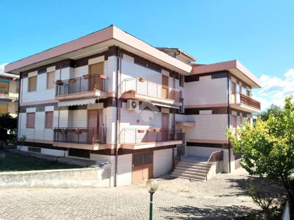 appartamento in vendita a Castrolibero in zona Andreotta