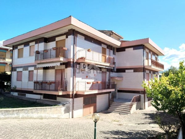 appartamento in vendita a Castrolibero in zona Andreotta