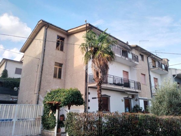 appartamento in vendita a Castrolibero in zona Andreotta