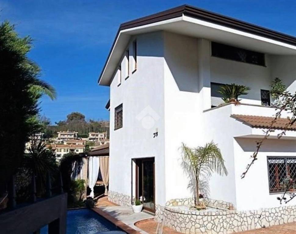 casa indipendente in vendita a Castrolibero in zona Andreotta