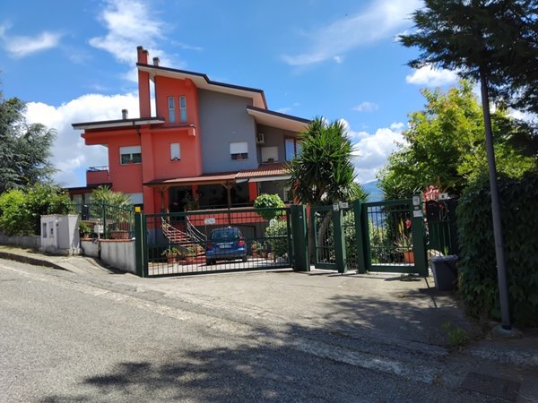 casa indipendente in vendita a Castrolibero