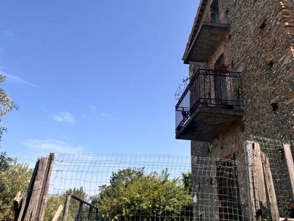casa indipendente in vendita a Castrolibero