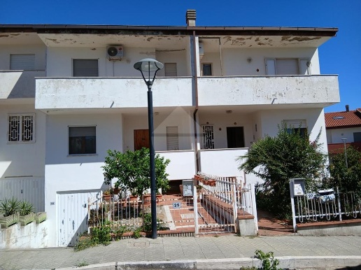 casa indipendente in vendita a Castrolibero in zona Andreotta