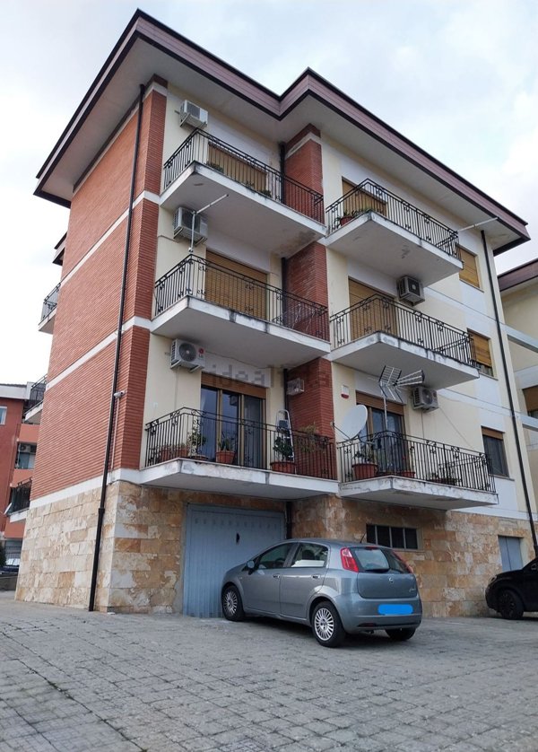 appartamento in vendita a Castrolibero in zona Andreotta