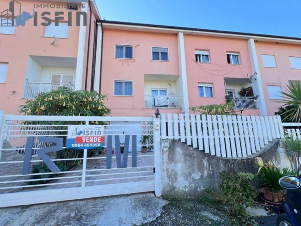 casa indipendente in vendita a Castrolibero