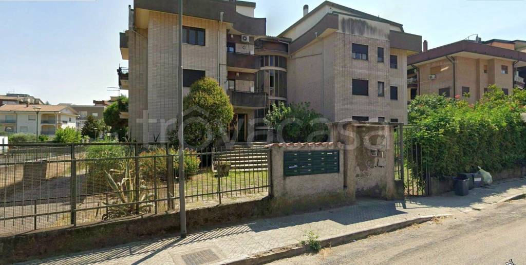 appartamento in vendita a Castrolibero in zona Andreotta