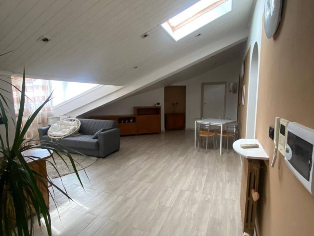 appartamento in vendita a Castrolibero in zona Andreotta