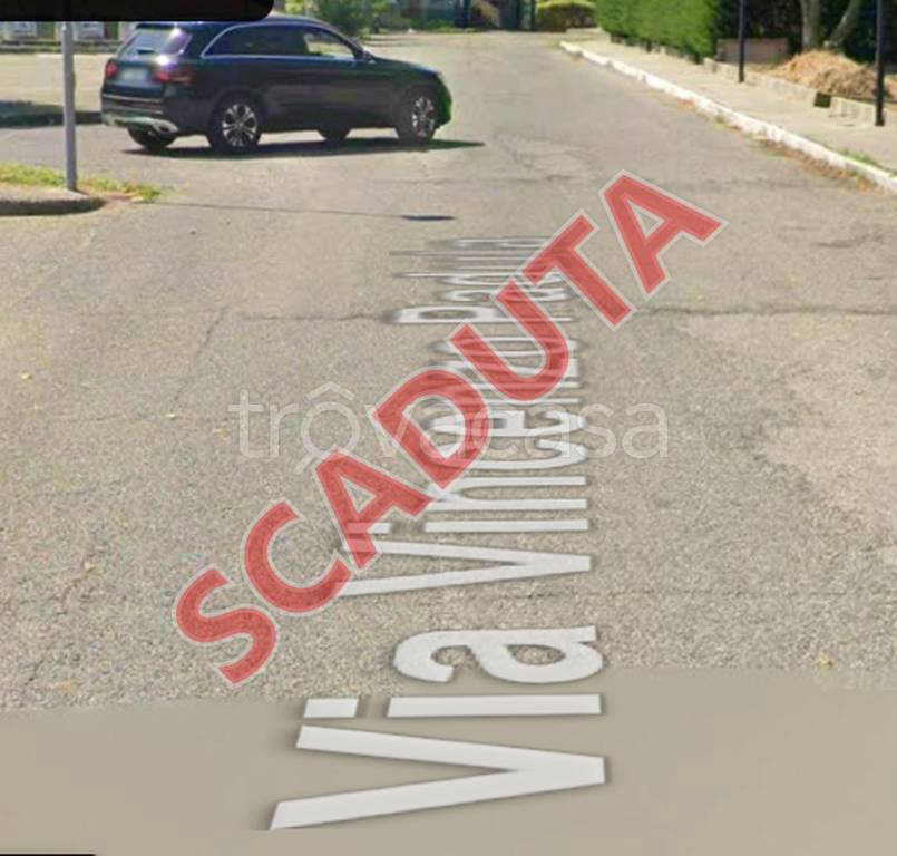 locale commerciale in vendita a Castrolibero