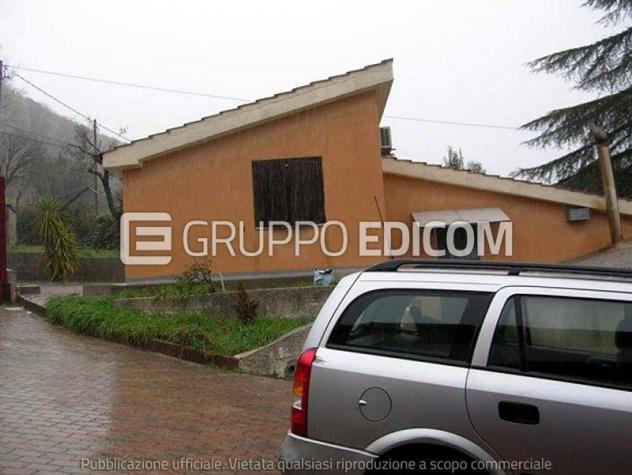 negozio in vendita a Castrolibero