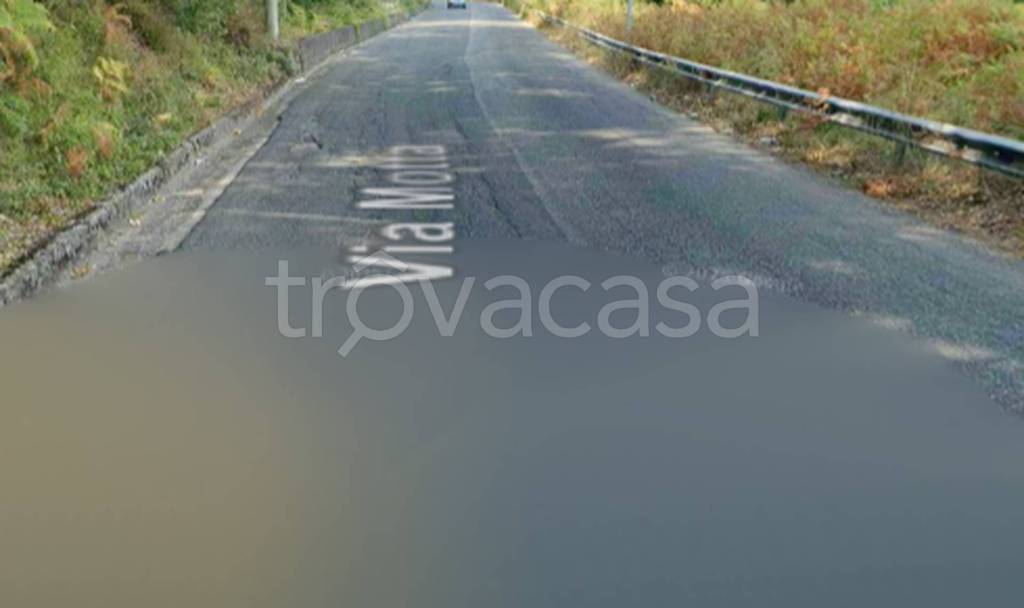 negozio in vendita a Castrolibero