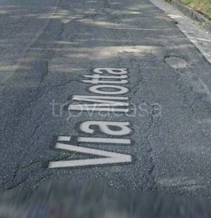 locale commerciale in vendita a Castrolibero