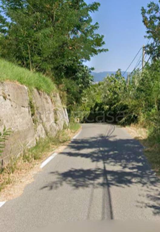 locale commerciale in vendita a Castrolibero