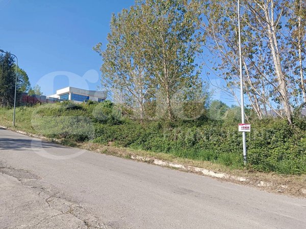 terreno edificabile in vendita a Castrolibero