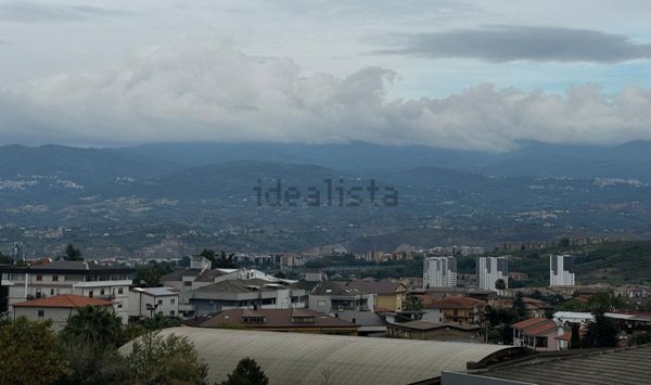 casa indipendente in vendita a Castrolibero