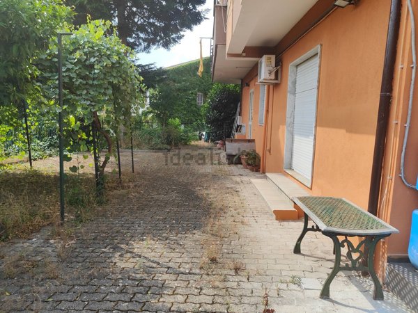 appartamento in vendita a Castrolibero in zona Andreotta