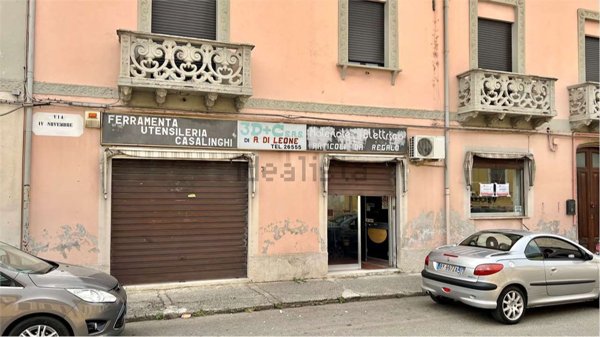 locale commerciale in vendita a Castrovillari