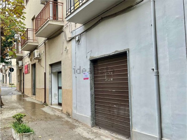 locale commerciale in vendita a Castrovillari