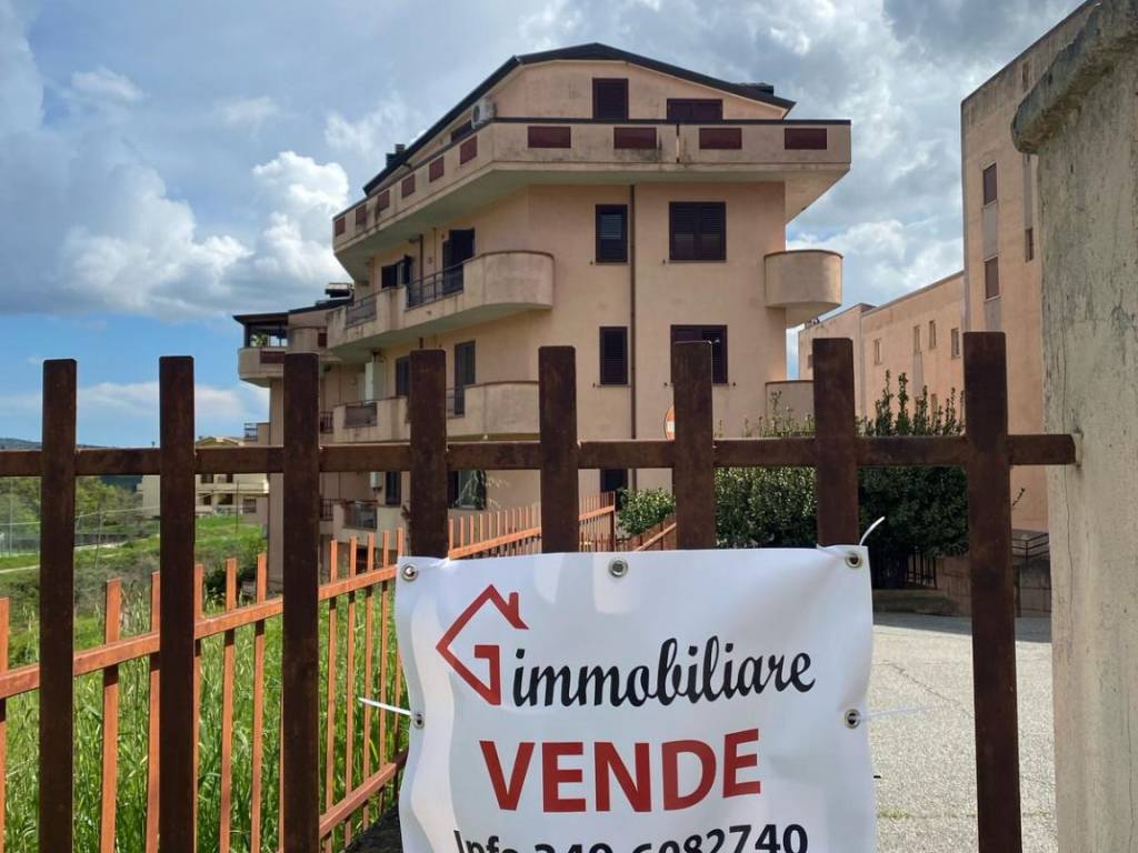 intera palazzina in vendita a Castrovillari