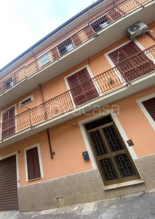 casa indipendente in vendita a Castrovillari