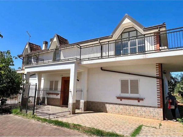 casa indipendente in vendita a Castrovillari