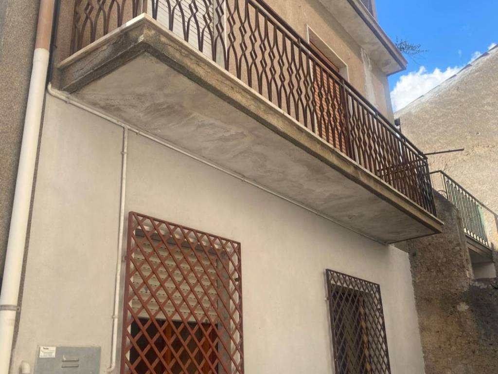 casa indipendente in vendita a Castrovillari